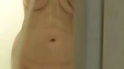 اسپرم از عکس سکسی مادر و دختر گربه بیرون می آید
