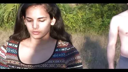 زیبایی به دیدار آمد و با یک پسر آشنا شد فیلم سکس مادرم